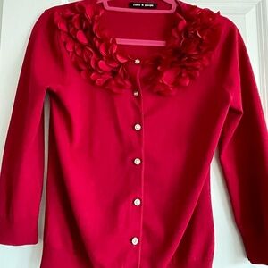 Like new Cable & gauge ruffled light weight sweater no tags sz small